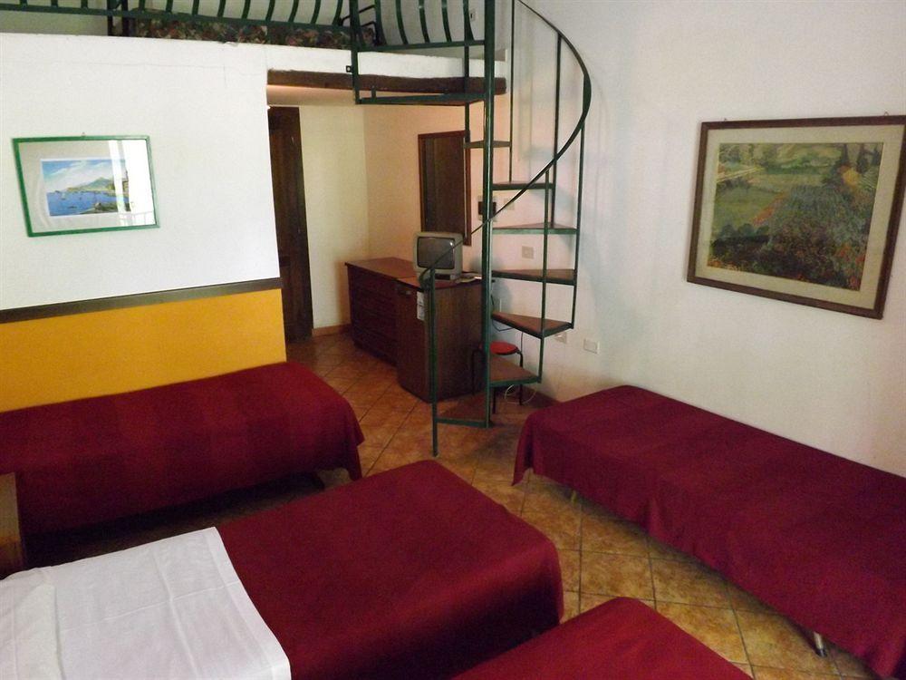 Hotel Antico Residence Roma Monterosi Buitenkant foto