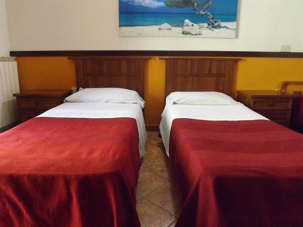 Hotel Antico Residence Roma Monterosi Buitenkant foto