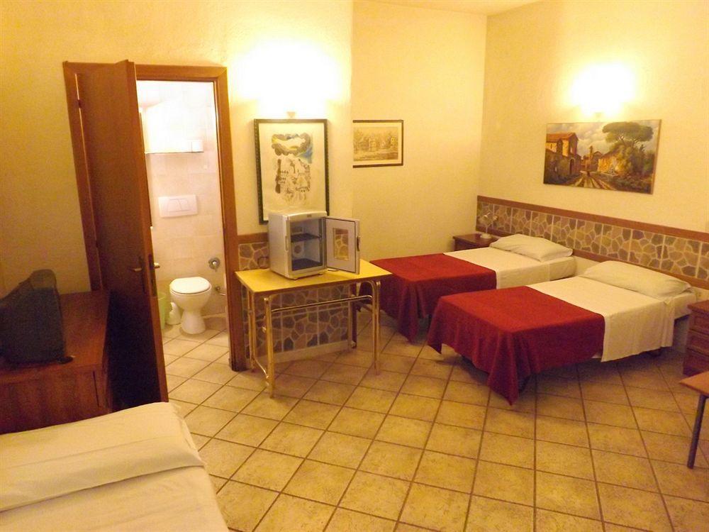 Hotel Antico Residence Roma Monterosi Buitenkant foto
