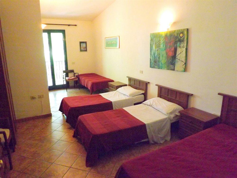 Hotel Antico Residence Roma Monterosi Buitenkant foto