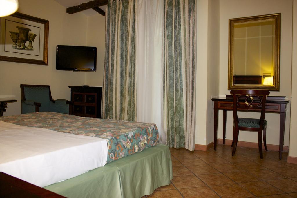 Hotel Antico Residence Roma Monterosi Buitenkant foto